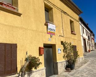 Vista exterior de Casa o xalet en venda en Castrojeriz amb Calefacció i Traster