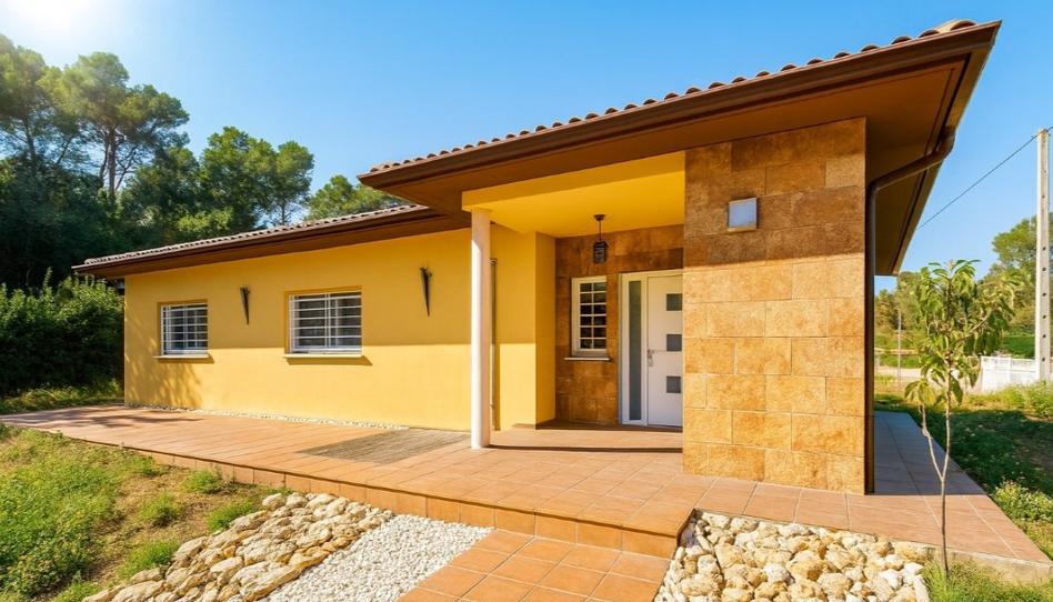 Foto 1 de Casa o xalet en venda a Calle Dalia (plana Torres), Torrelles de Foix, Barcelona