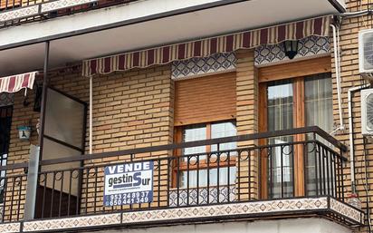 Außenansicht von Wohnung zum verkauf in Torredonjimeno mit Klimaanlage und Balkon