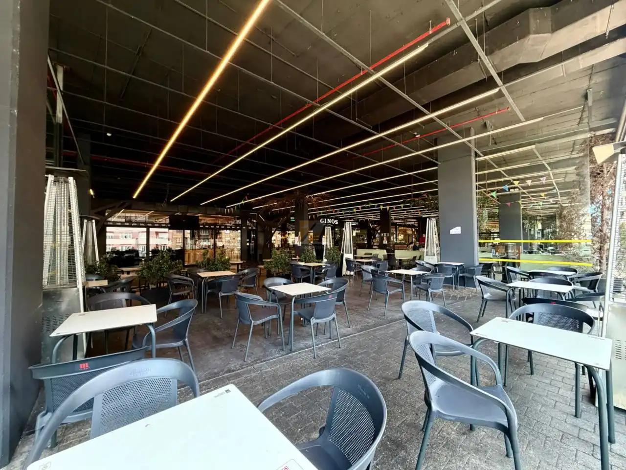 Terrasse von Geschaftsraum zur Miete in Oviedo  mit Klimaanlage und Alarm