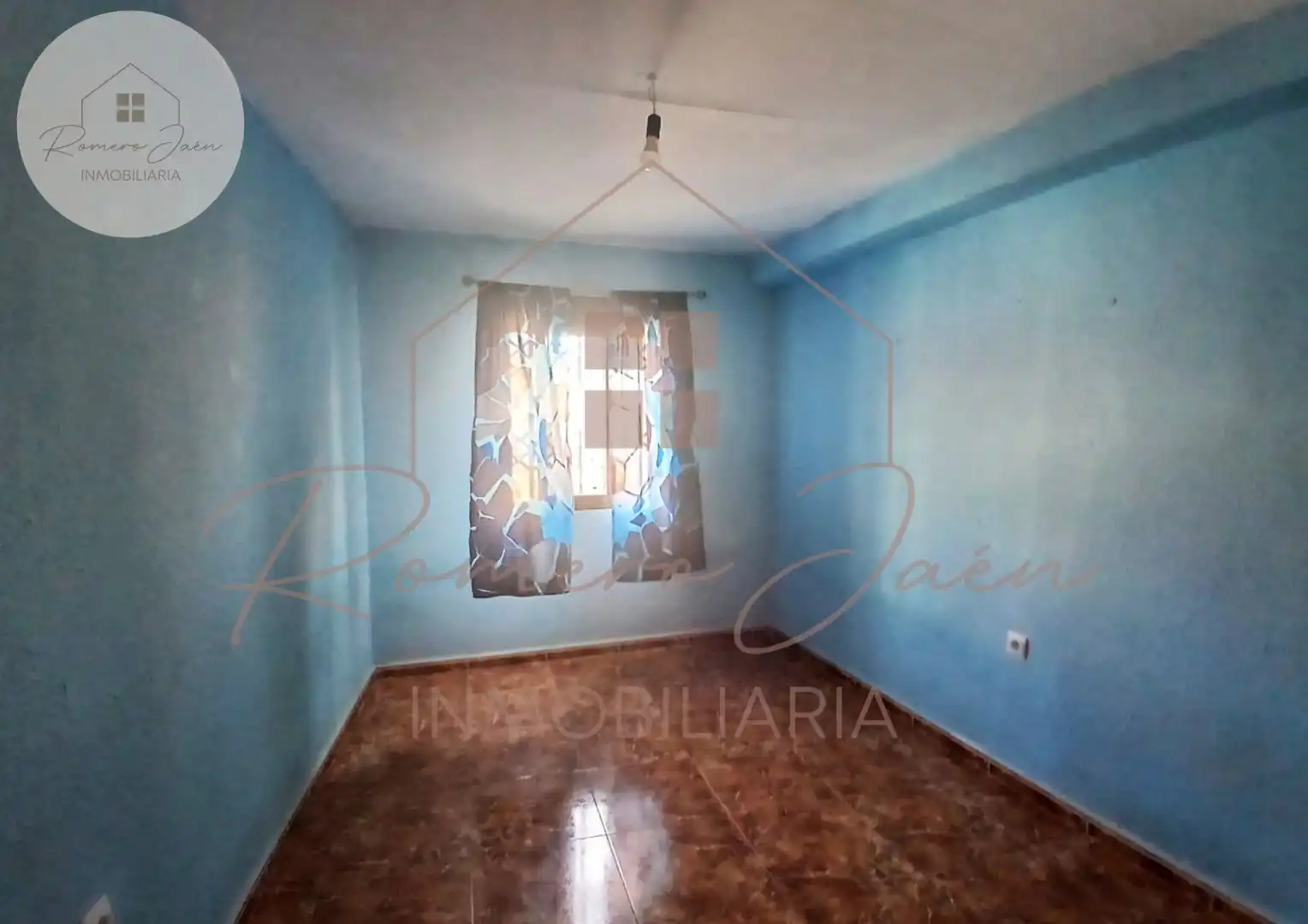 Dormitori de Casa o xalet en venda en Jaén amb Terrassa