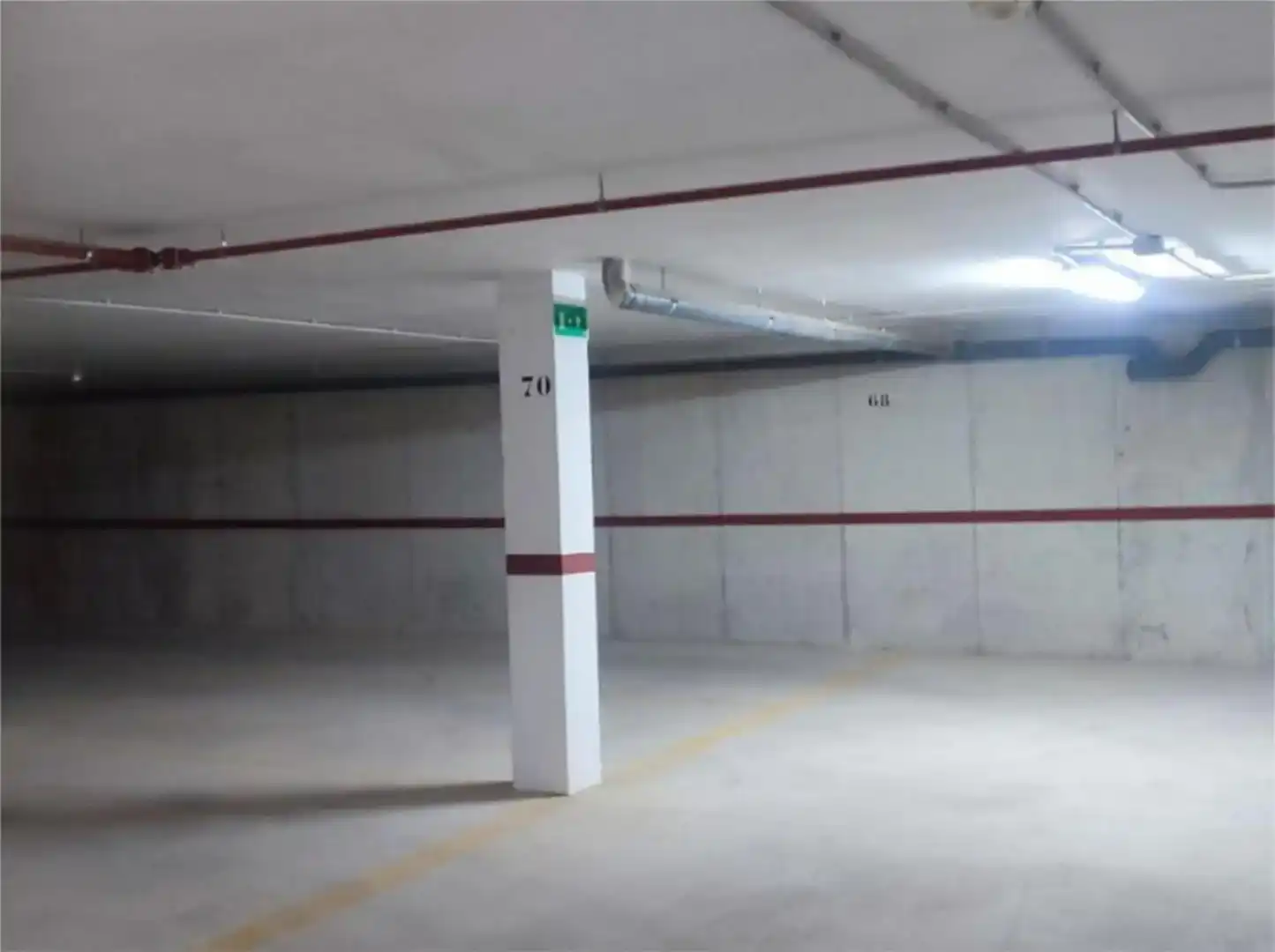 Parkplatz von Garage zur Miete in Centro