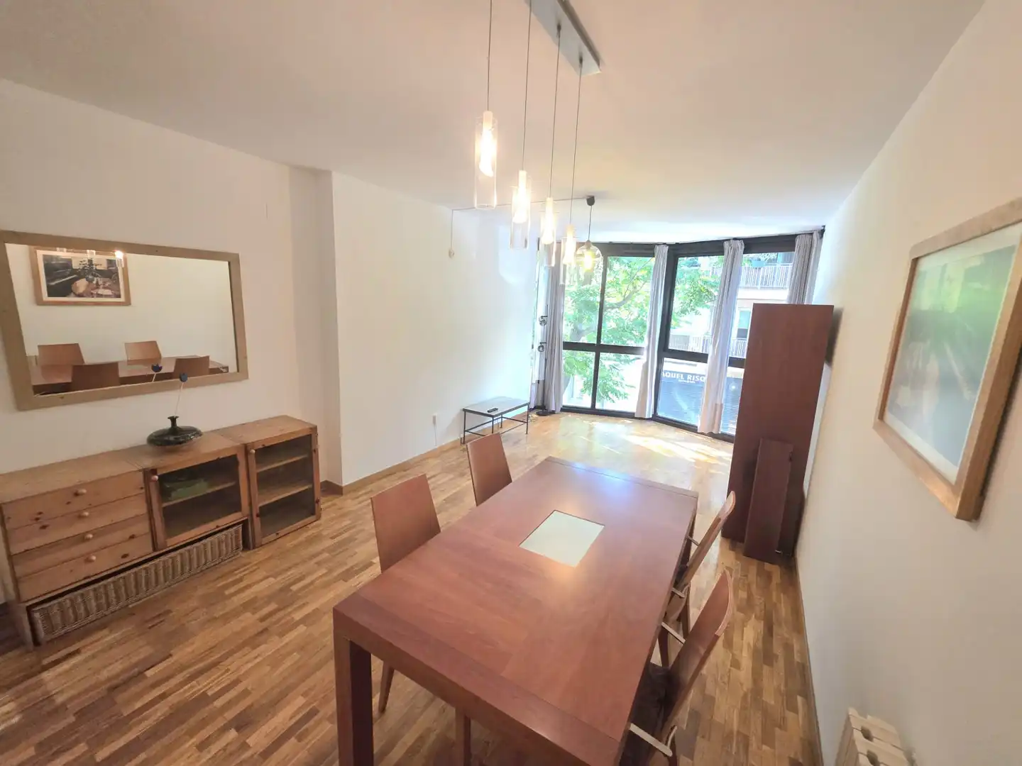 Comedor de Piso de alquiler en Sabadell con Calefacción, Parquet y Amueblado