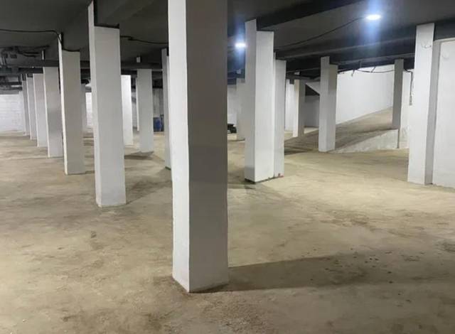 Garaje en Venta en Calle RAMON Y CAJAL, 34 en Zona Campus Universitario