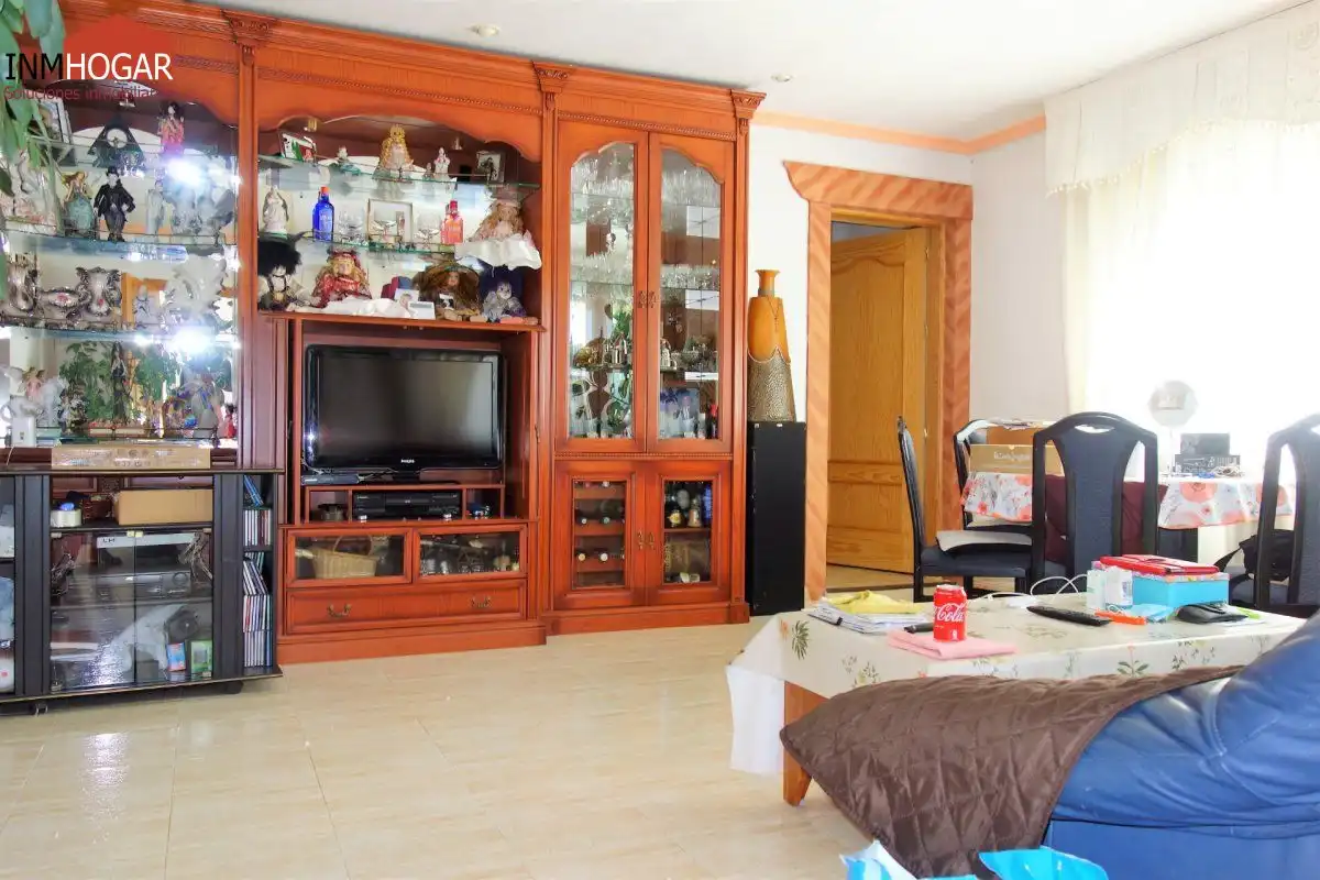 Wohnzimmer von Country house zum Verkauf in Ávila mit Privatgarten, Terrasse und Abstellraum