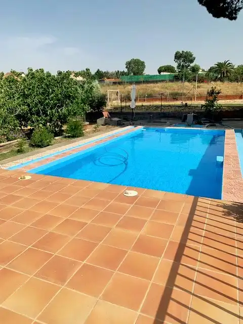 Swimming pool of Houses for sale in Colmenar de Oreja  with Air Conditioner, Heating and Private garden