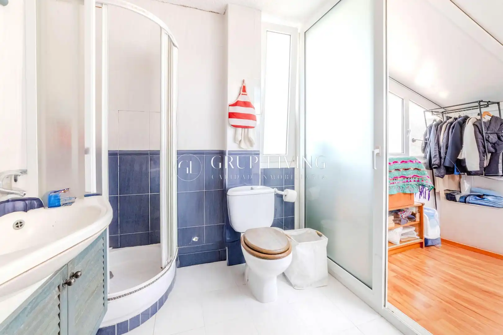 Bathroom of Houses for sale in Sant Pere de Ribes  with Air Conditioner, Heating and Private garden