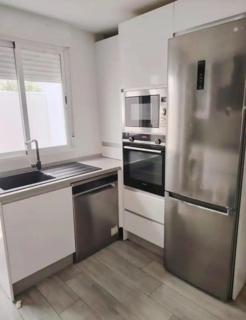 Wohnung zur Miete in Vista Alegre - Parque Cruz Conde