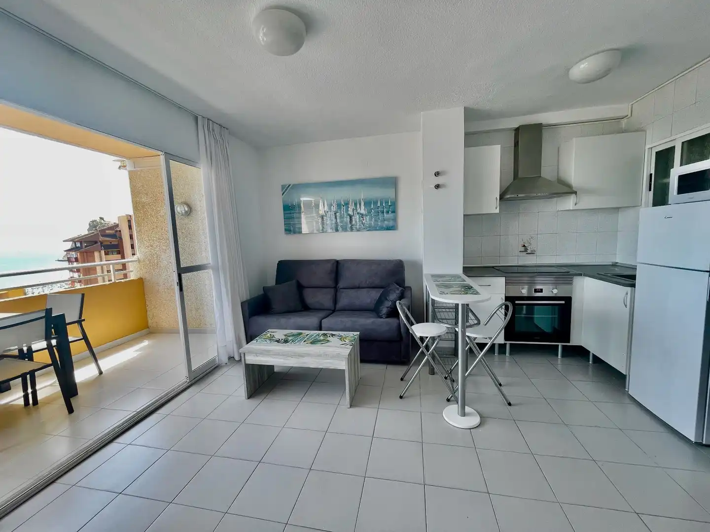Wohnzimmer von Wohnungen zur Miete in Benidorm mit Klimaanlage, Möbliert und Gemeinschaftspool