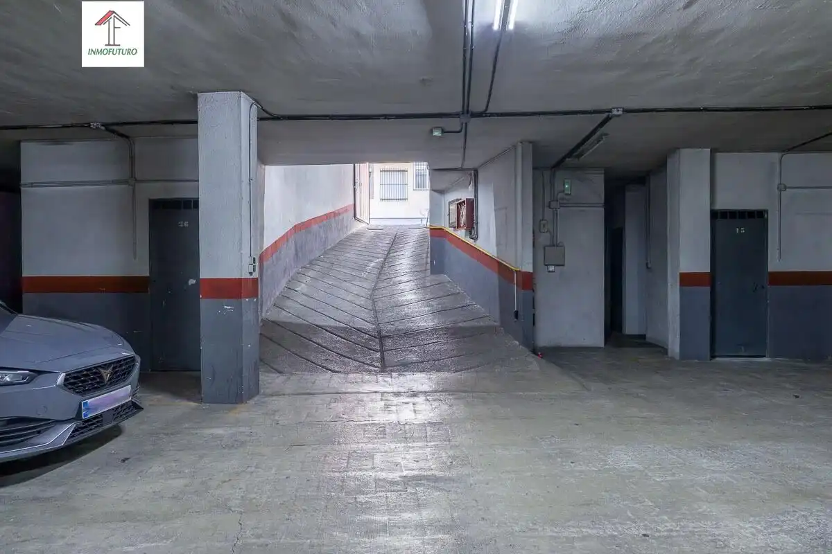Parking de Piso en venta en Ogíjares con Aire acondicionado, Calefacción y Balcón