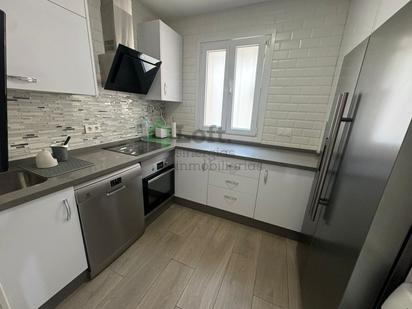 Kitchen of Flat for sale in Badajoz Capital  with Air Conditioner, Heating and Terrace