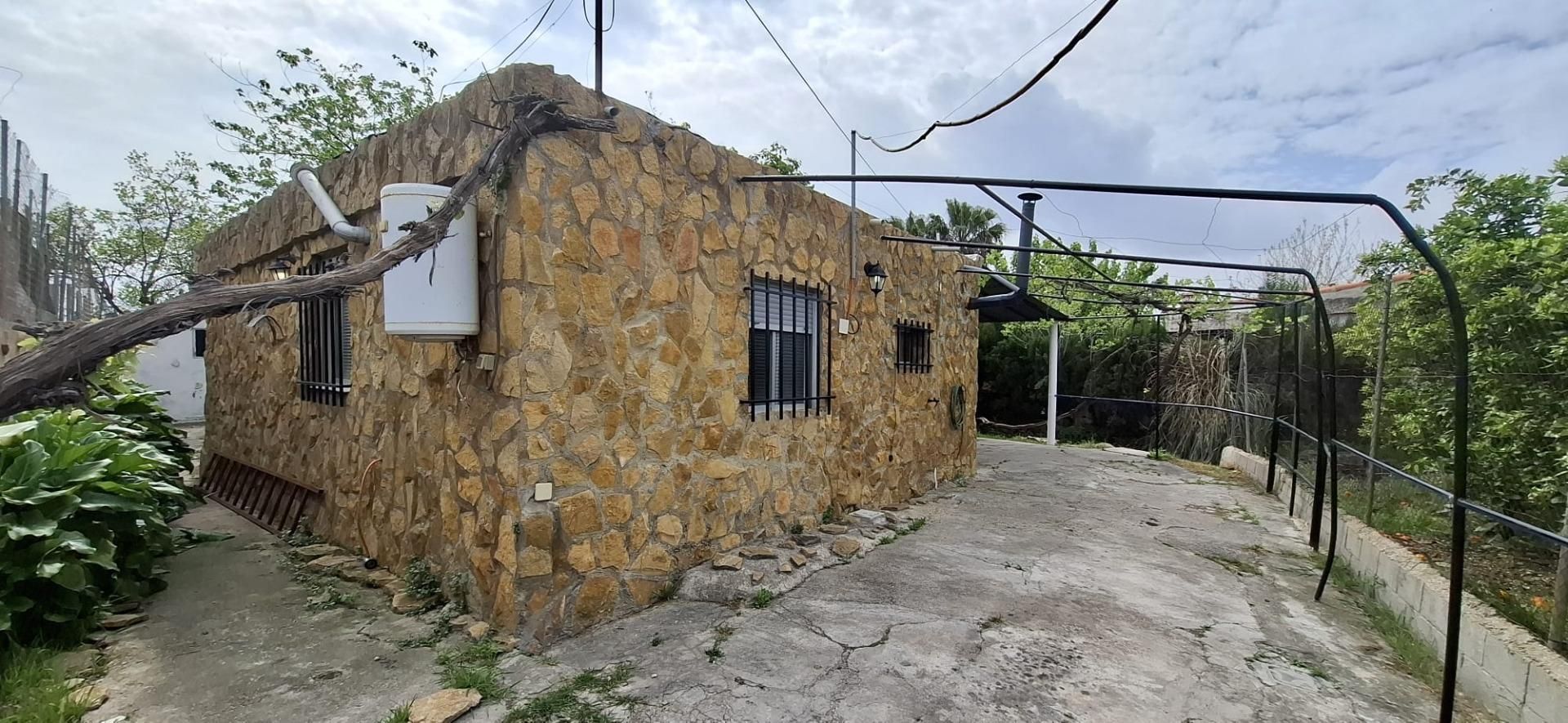 Vista exterior de Finca rústica en venta en Castellón de la Plana / Castelló de la Plana con Calefacción, Jardín privado y Trastero