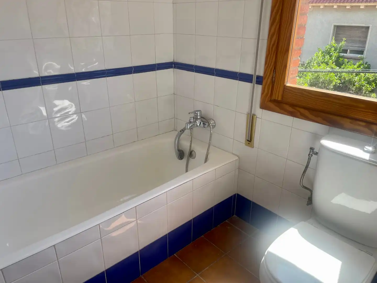 Baño de Casa o chalet de alquiler en Esplugues de Llobregat con Aire acondicionado, Calefacción y Horno