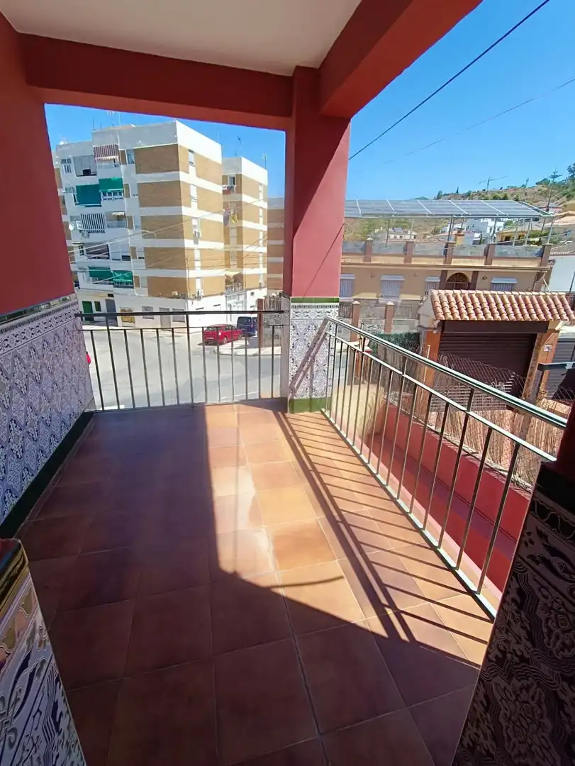 Vista exterior de Casa o chalet en venta en Málaga con Aire acondicionado, Jardín privado y Terraza