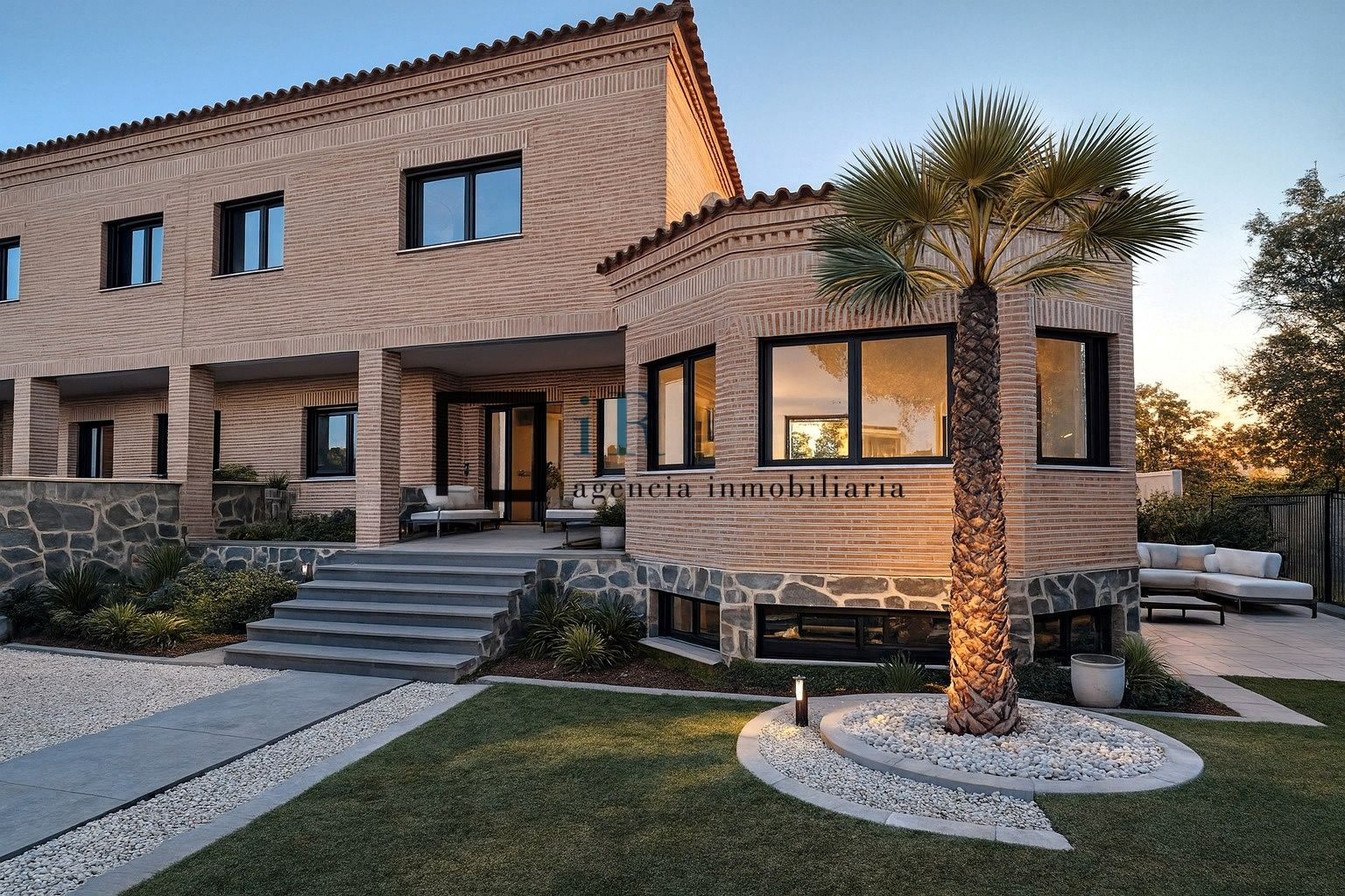 Vista exterior de Casa adosada en venda en Cobisa amb Aire condicionat, Calefacció i Jardí privat