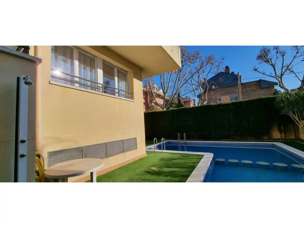 Swimming pool of Flat for rent in Sant Cugat del Vallès  with Heating, Parquet flooring and Alarm