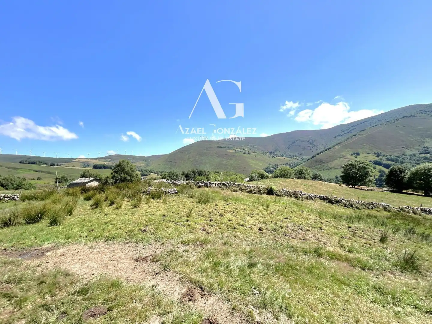 Houses for sale in Espinosa de los Monteros