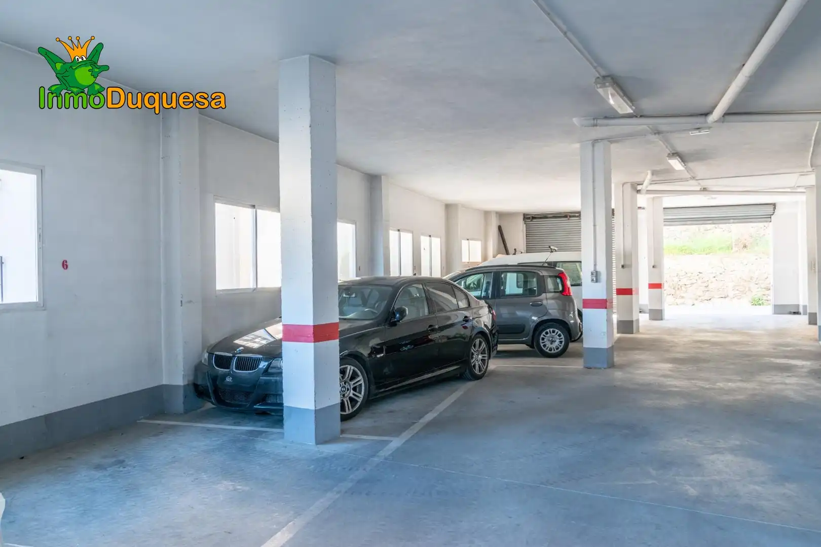 Parking de Local en venta en Güéjar Sierra