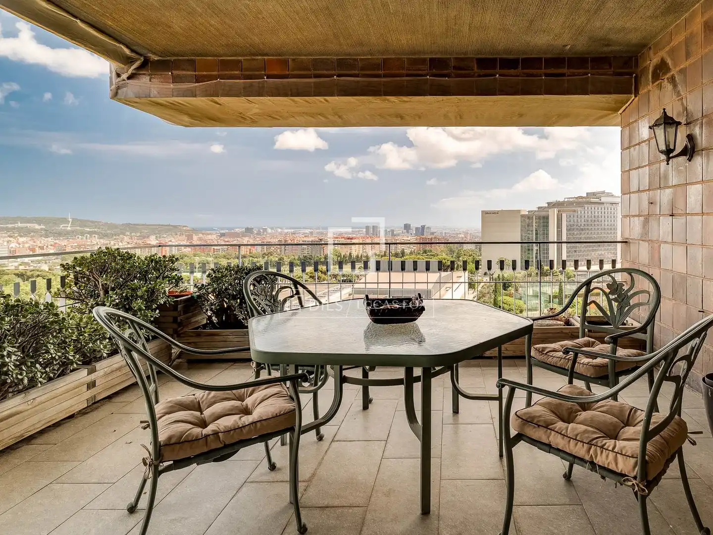 Terrasse von Wohnung zum Verkauf in Barcelona mit Klimaanlage, Terrasse und Abstellraum