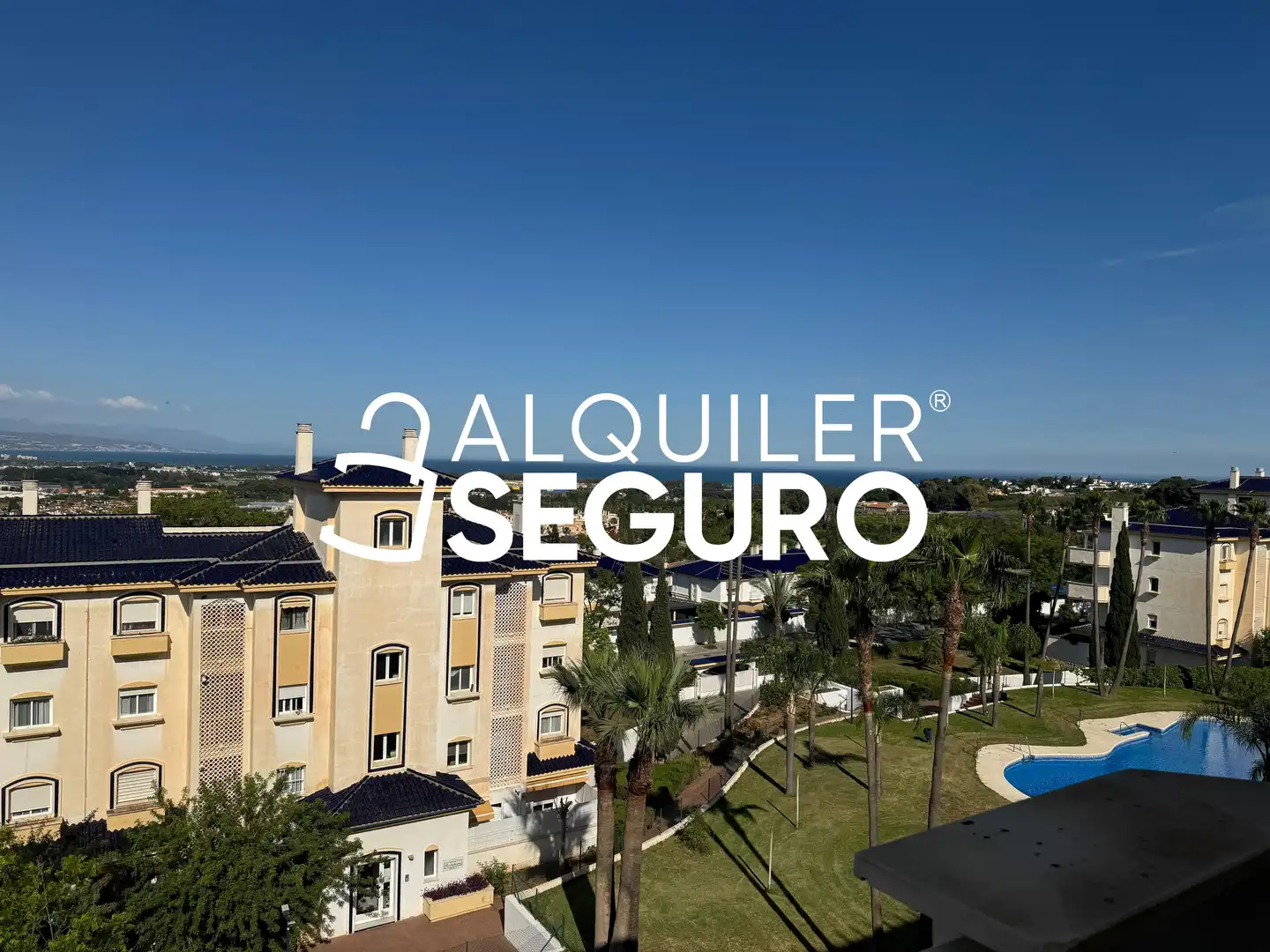 Vista exterior de Pis de lloguer en Málaga amb Aire condicionat, Terrassa i Piscina