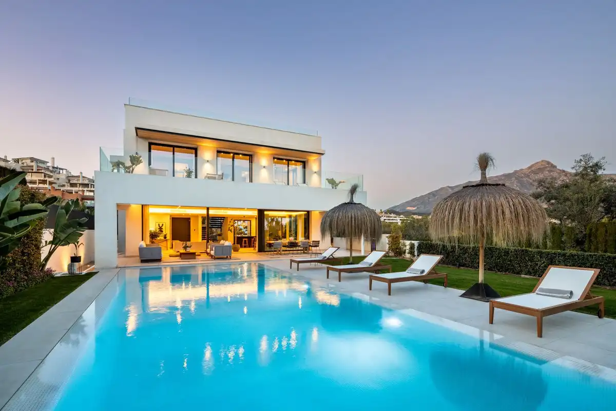 Villa con piscina in vendita a Nueva Andalucía, imagen 19