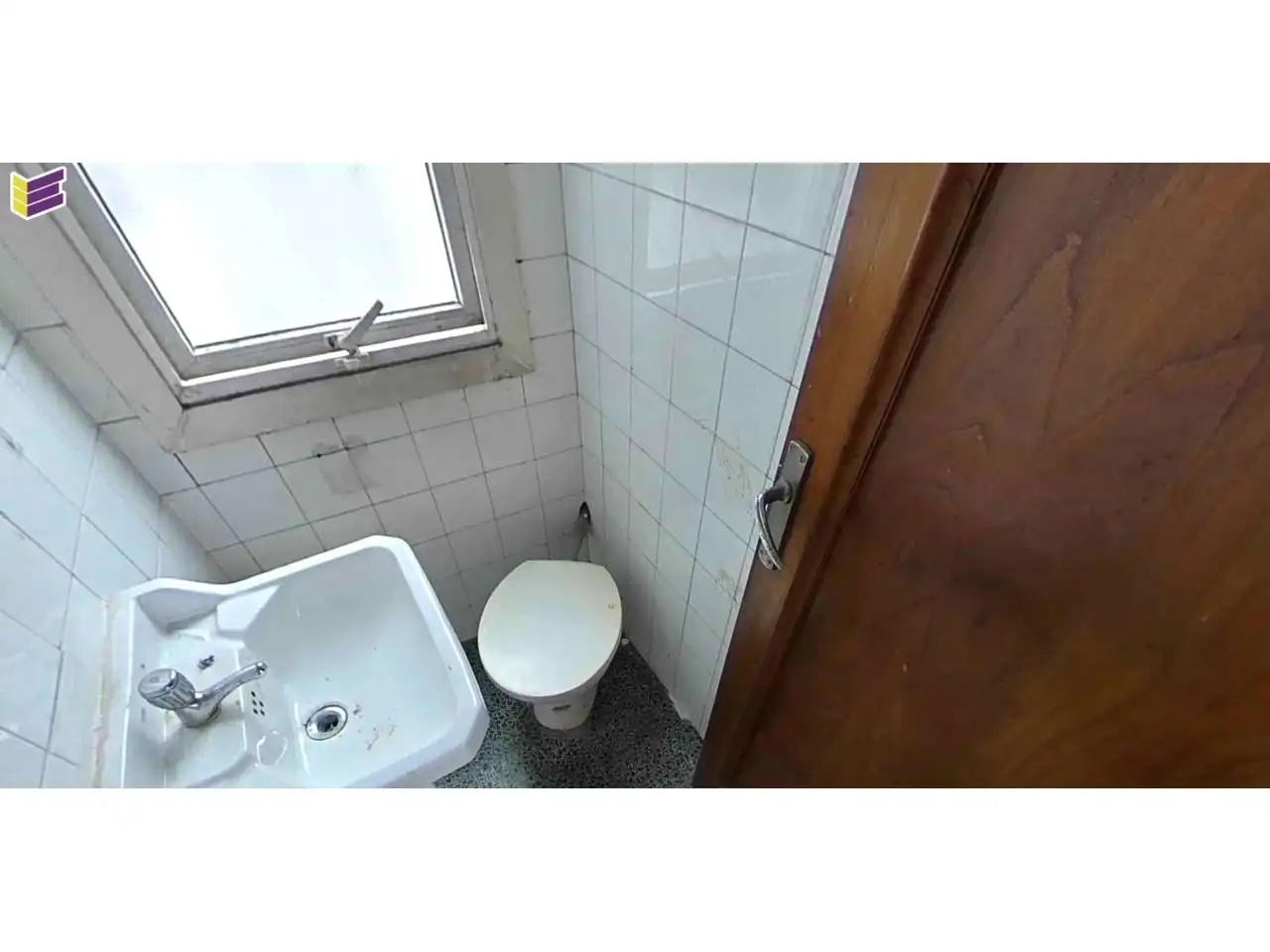 Bathroom of Flat for sale in Vigo 
