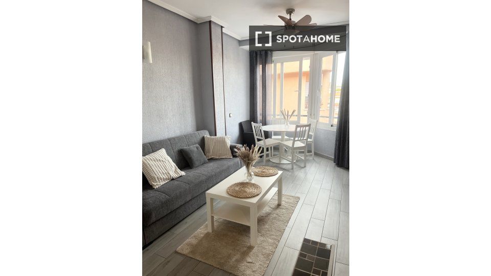 Flat to rent in Pacífico