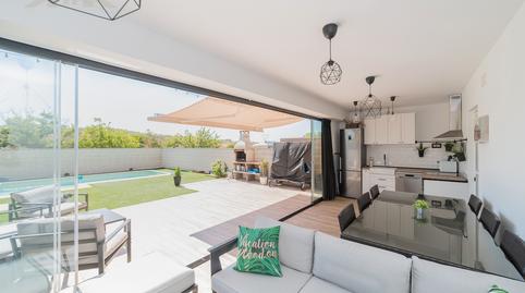 Photo 2 of House or chalet for sale in Calle Arousa, 69, Las Castañeras - Bulevar, Madrid