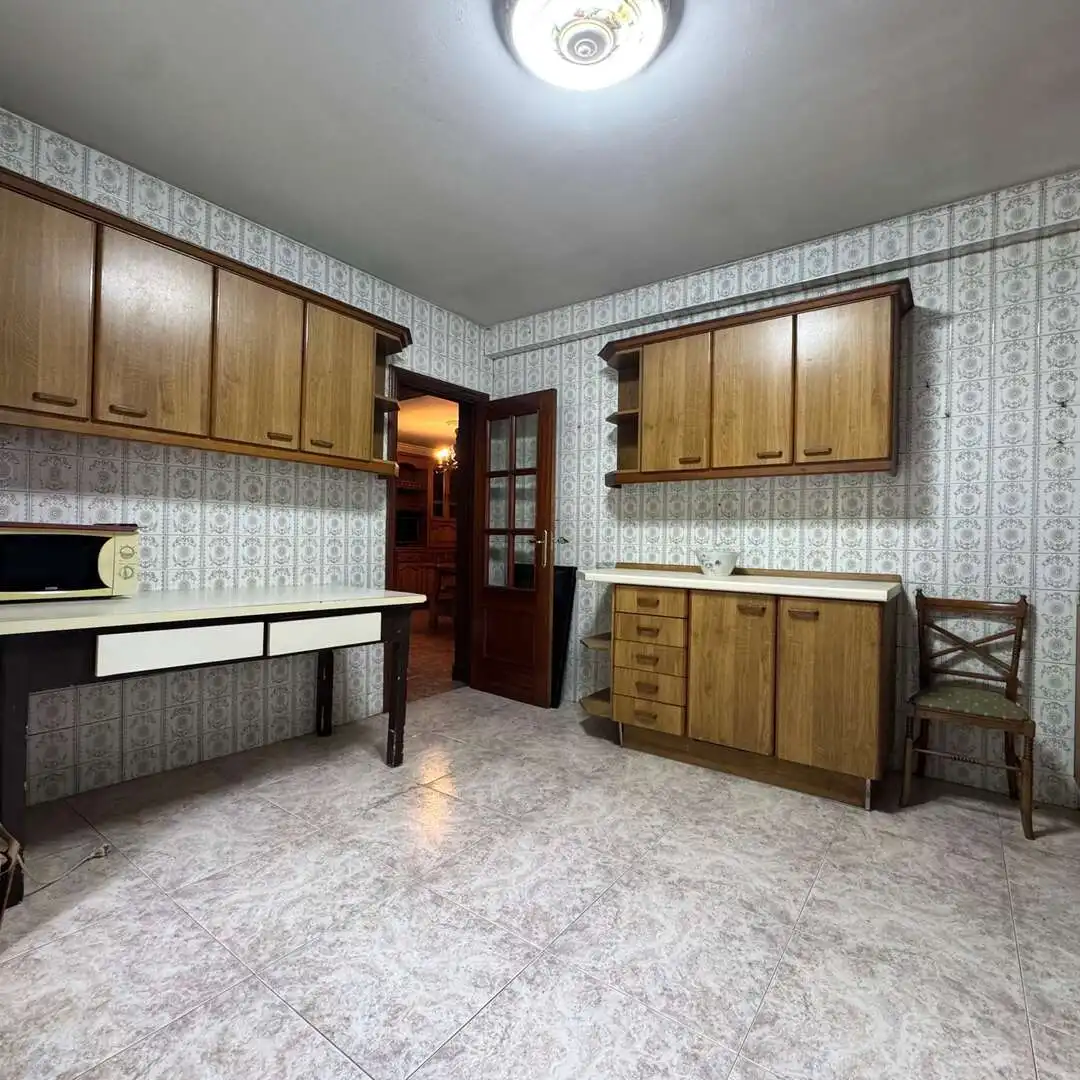 Cocina de Finca rústica en venta en Berrobi con Calefacción, Jardín privado y Trastero