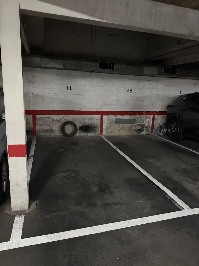 Garage zur Miete in Rambla de la Muntanya, 8, El Guinardó
