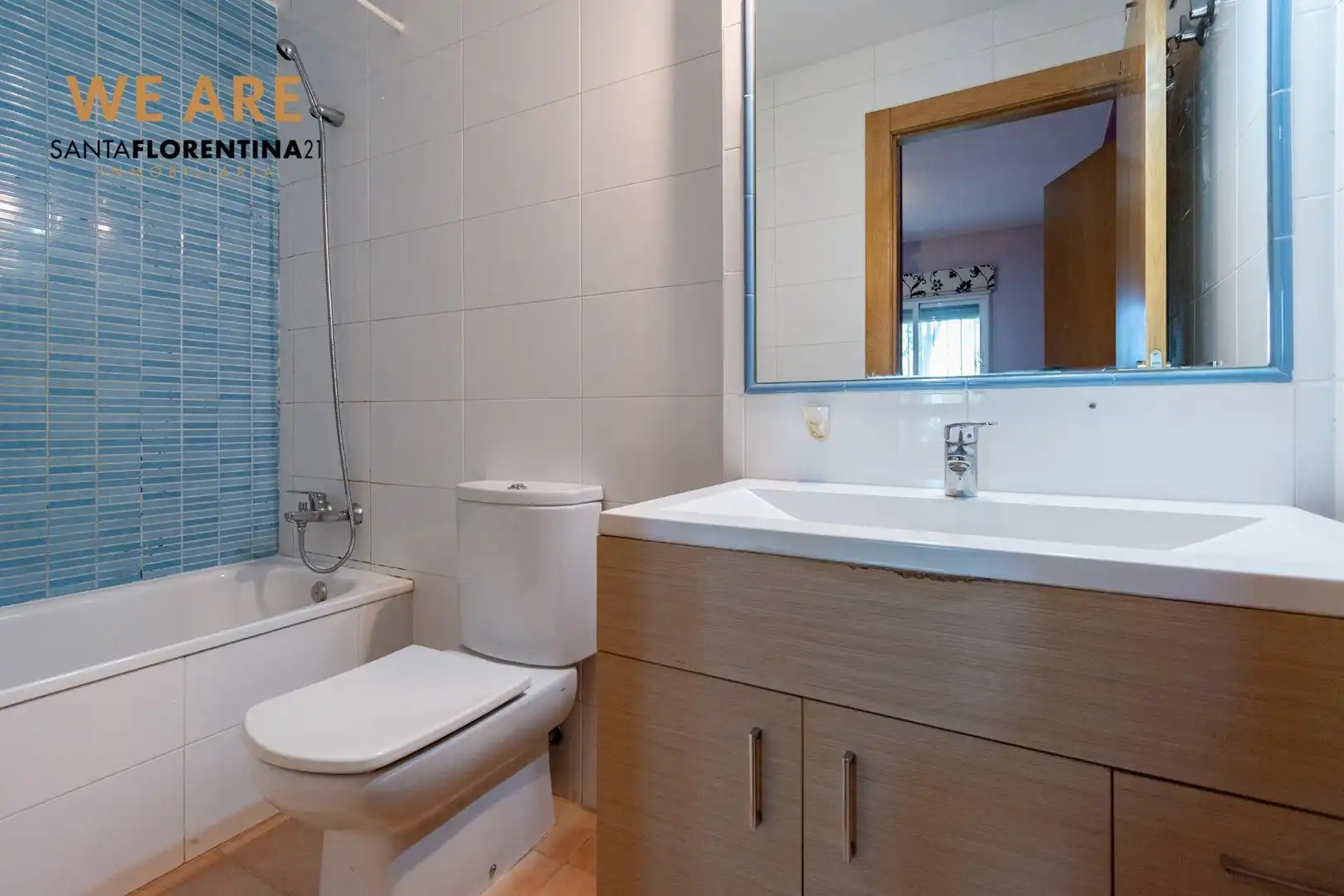 Baño de Piso en venta en Cartagena con Trastero, Amueblado y Piscina comunitaria