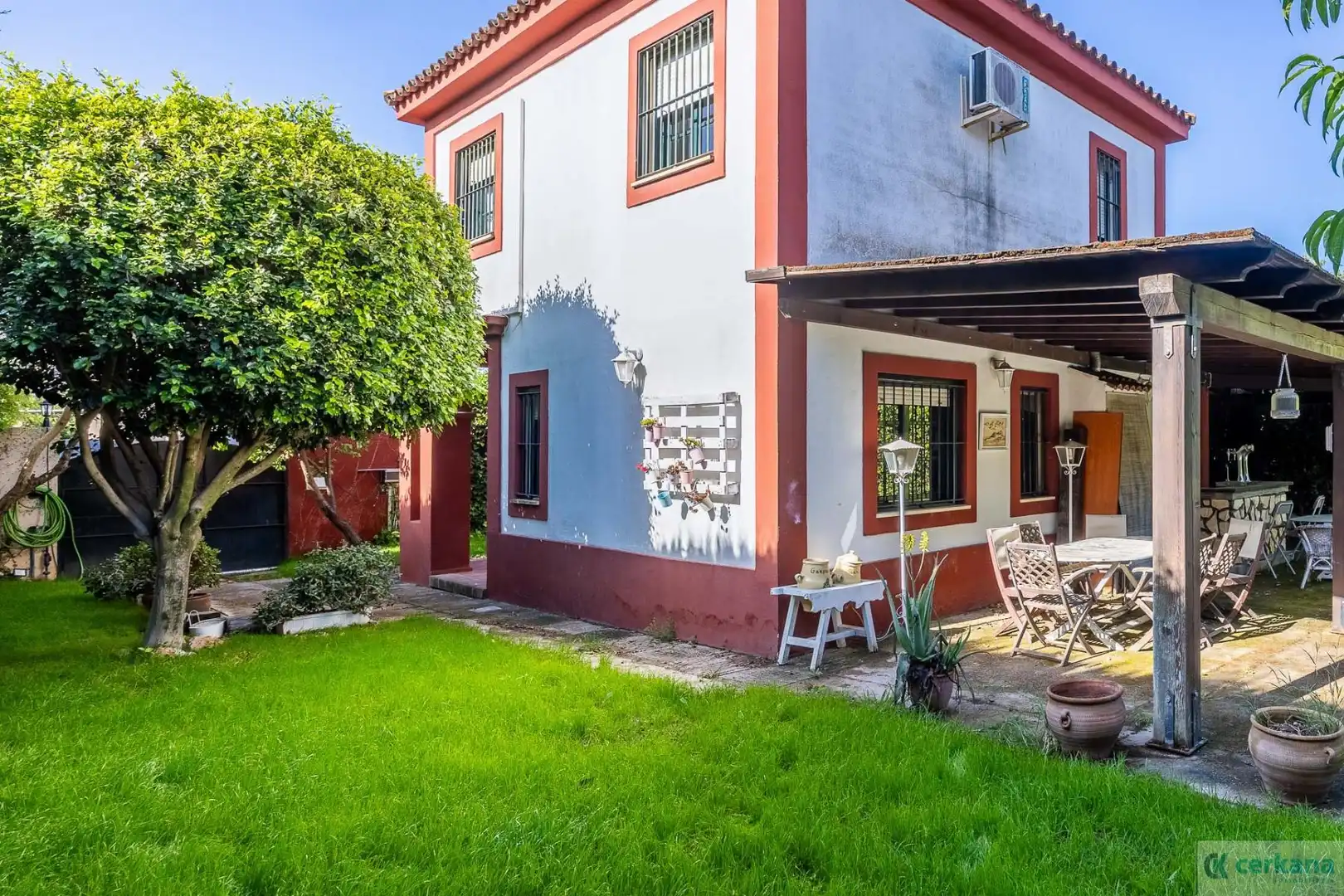 Chalet con piscina en venta en Rosales los, imagen 12