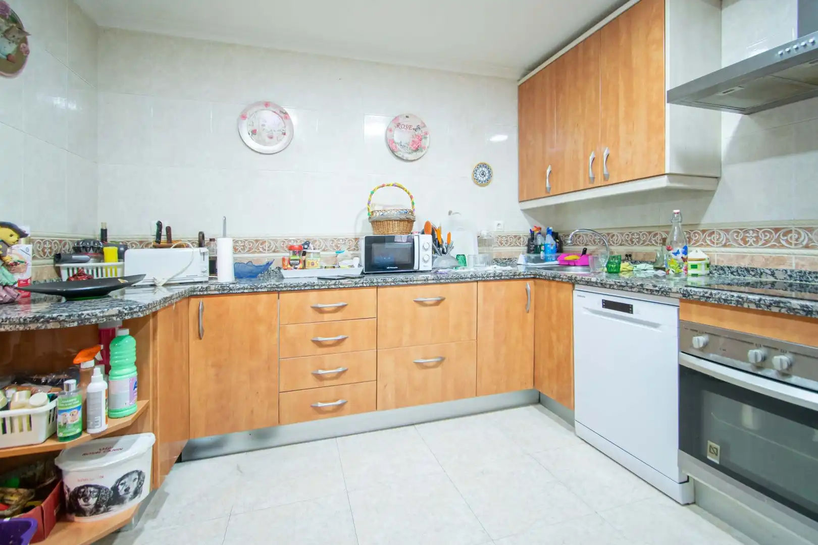 Kitchen of Flat for sale in Sevilla  with Air Conditioner and Terrace