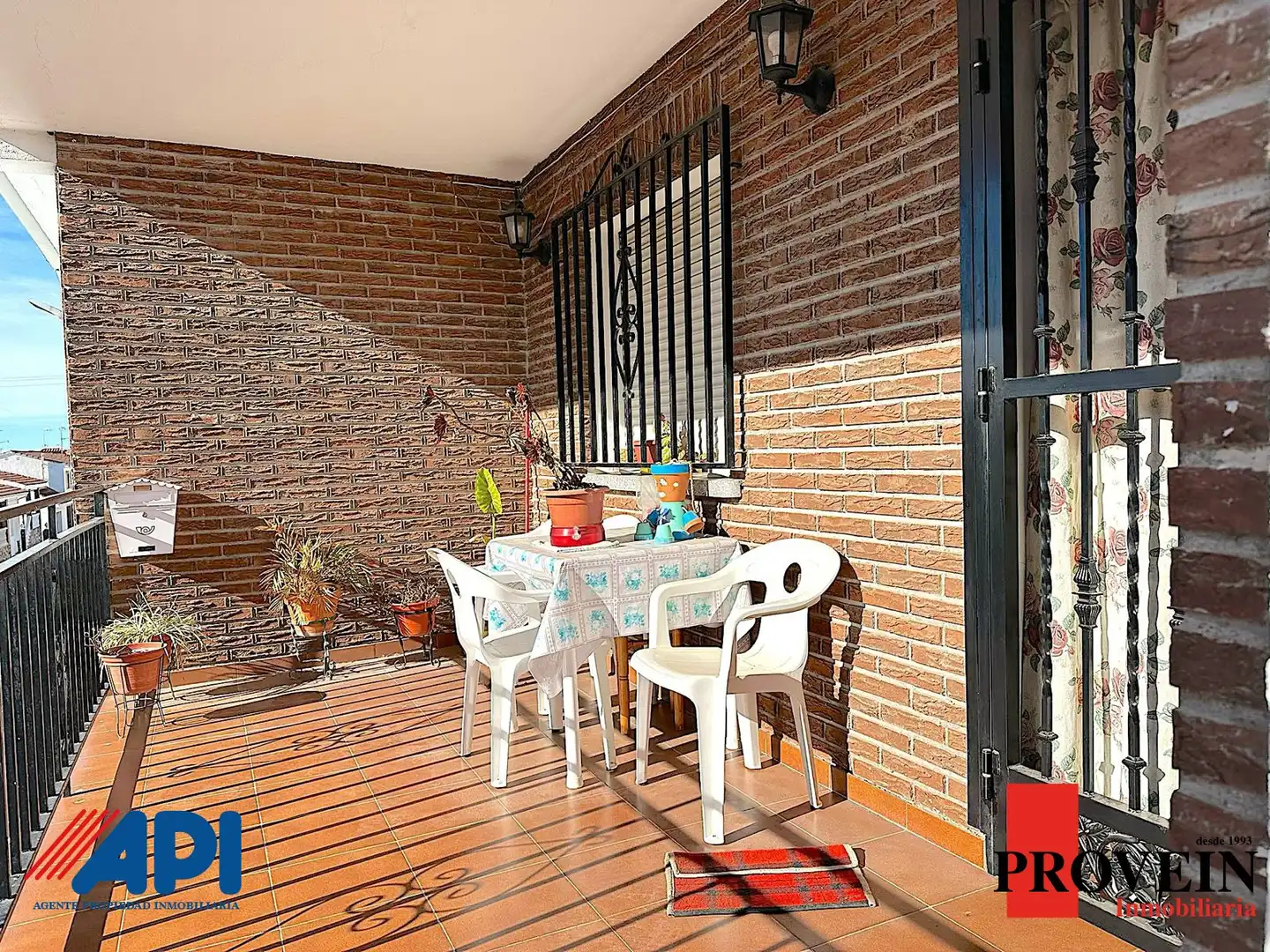 Casa adosada en venta en Calle Cristo del Amparo, Santa Cruz del Retamar pueblo
