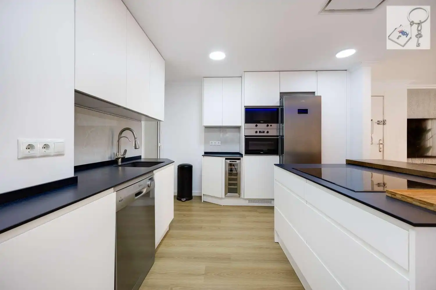 Kitchen of Apartments for sale in Torrevieja  with Air Conditioner, Heating and Parquet flooring