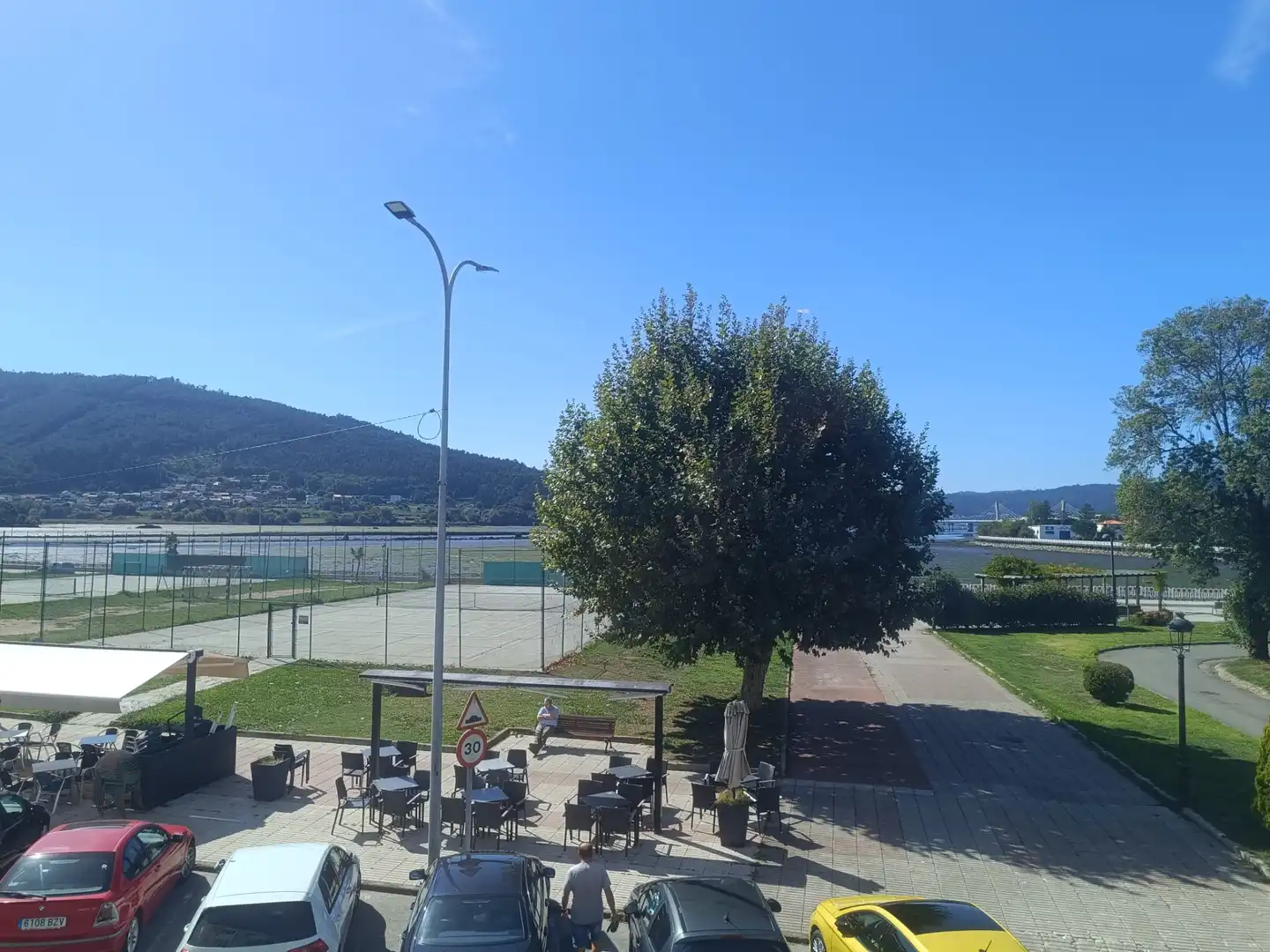 Local comercial en venta en Rúa Pintor Xenaro Carrero 24, imagen 3