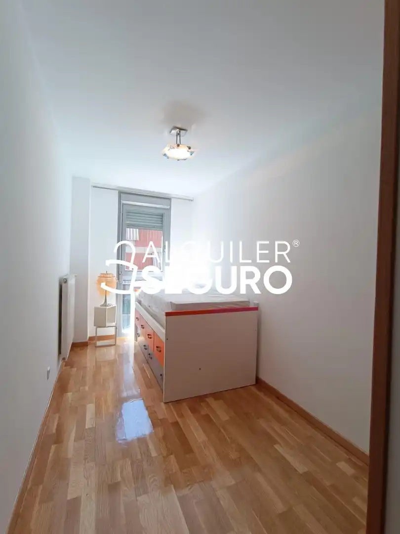 Bedroom of Flat for rent in Leganés  with Air Conditioner, Heating and Terrace