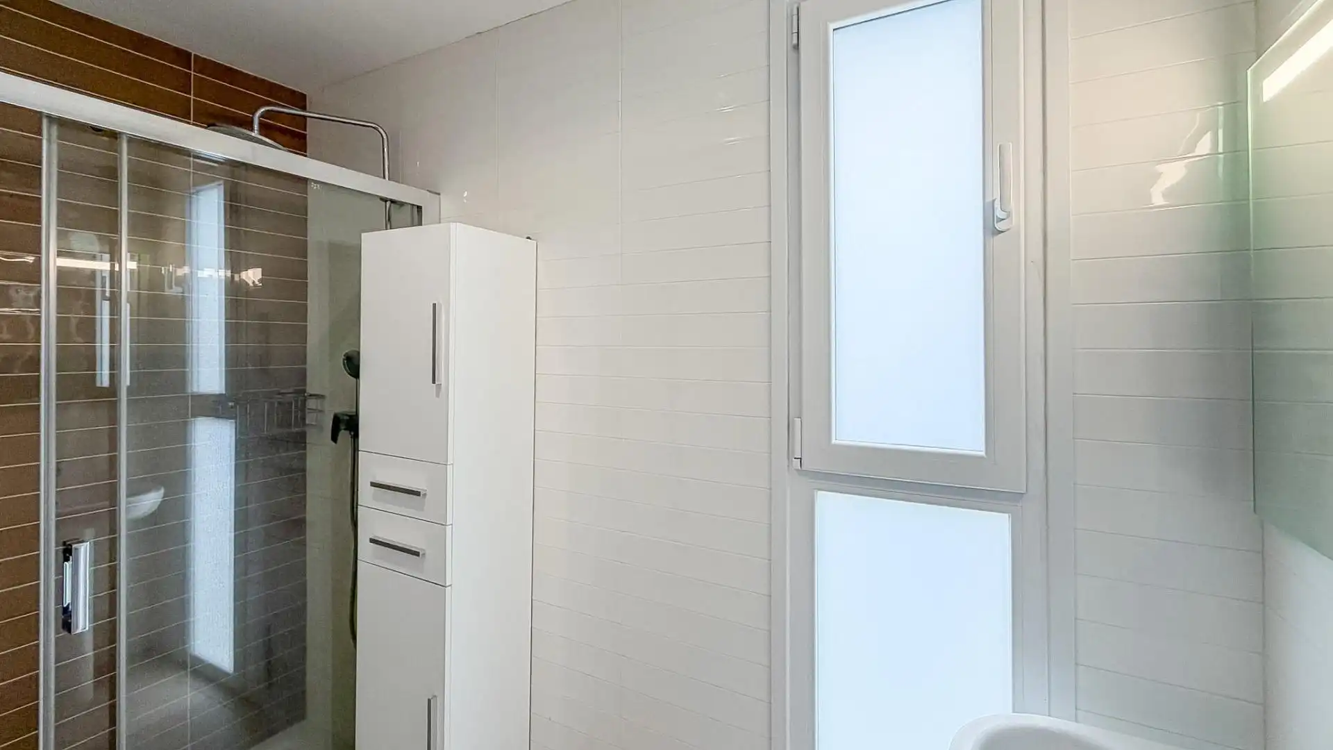 Bany de Casa o xalet en venda en Benalmádena amb Aire condicionat, Jardí privat i Terrassa