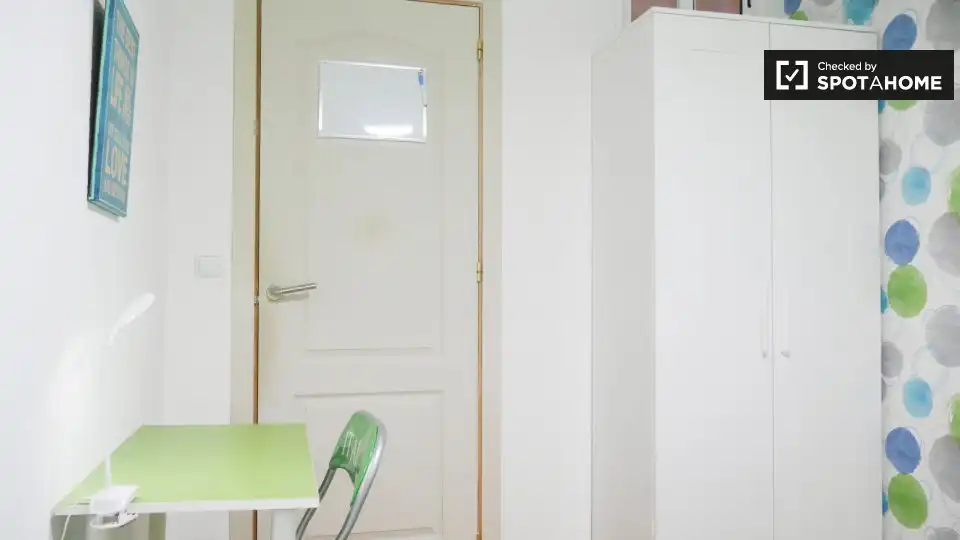 Piso de alquiler en Alcalá de Henares con Aire acondicionado, Calefacción y Amueblado