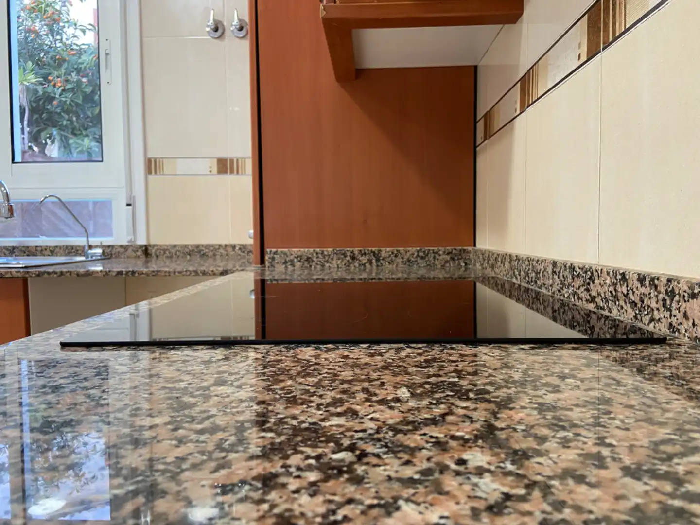 Cuina de Casa o xalet en venda en Calafell amb Aire condicionat, Calefacció i Jardí privat