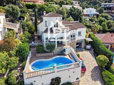 Villa avec piscine à vendre à Belgica