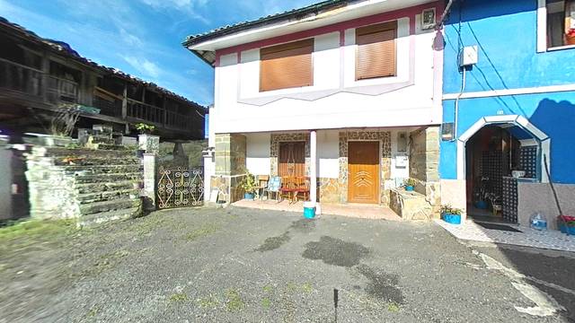 Casa-chalet en Venta en Carbayin - Lieres - Valdesoto