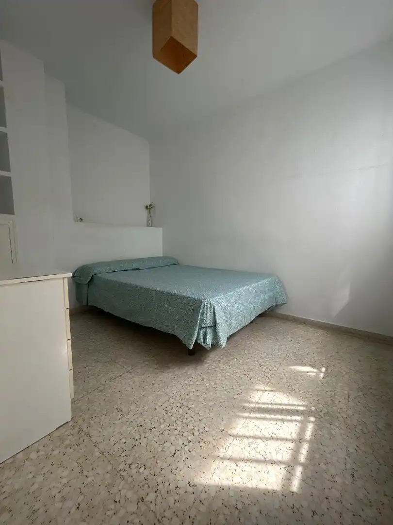 Bedroom of Attic for rent in Sevilla  with Air Conditioner, Heating and Terrace