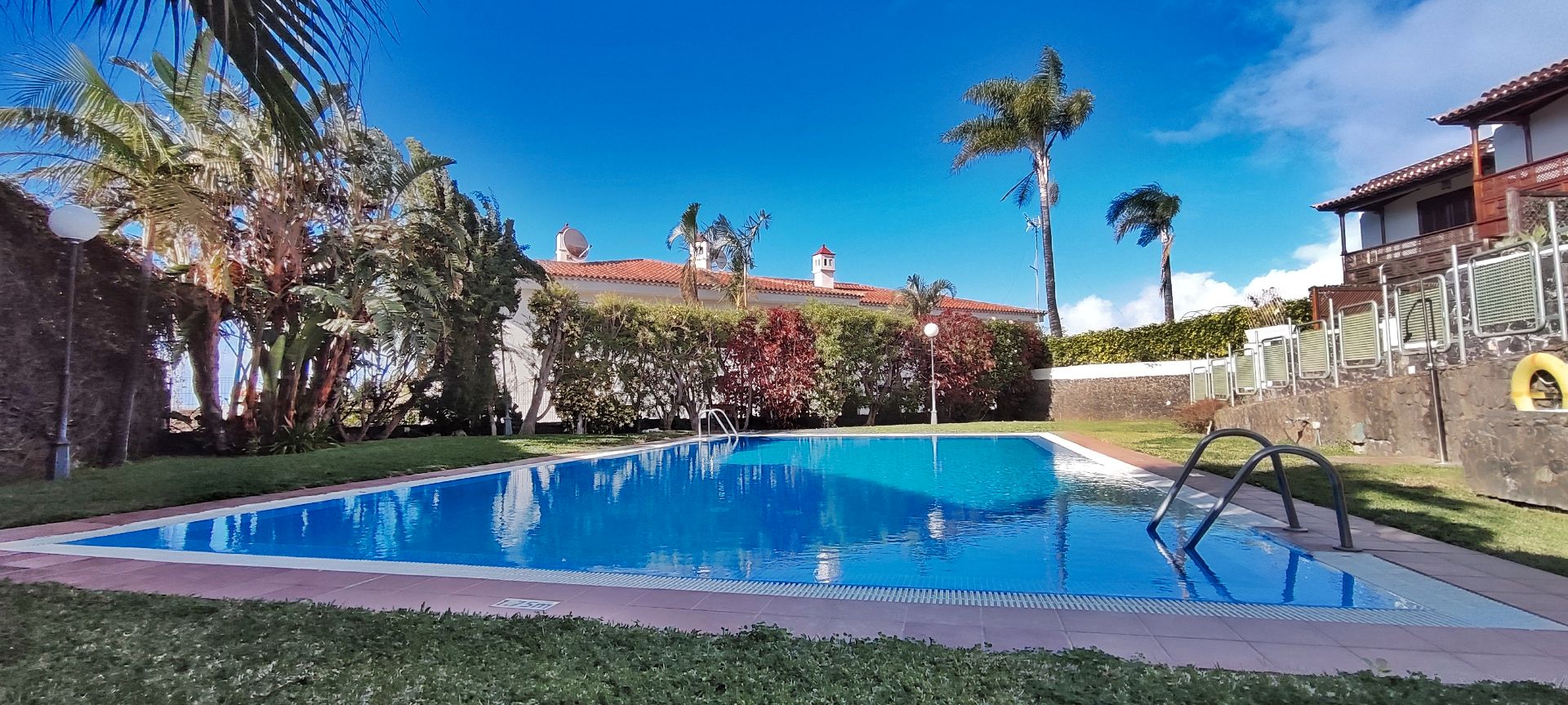 Swimming pool of Single-family semi-detached for sale in Santa Úrsula  with Air Conditioner, Private garden and Parquet flooring