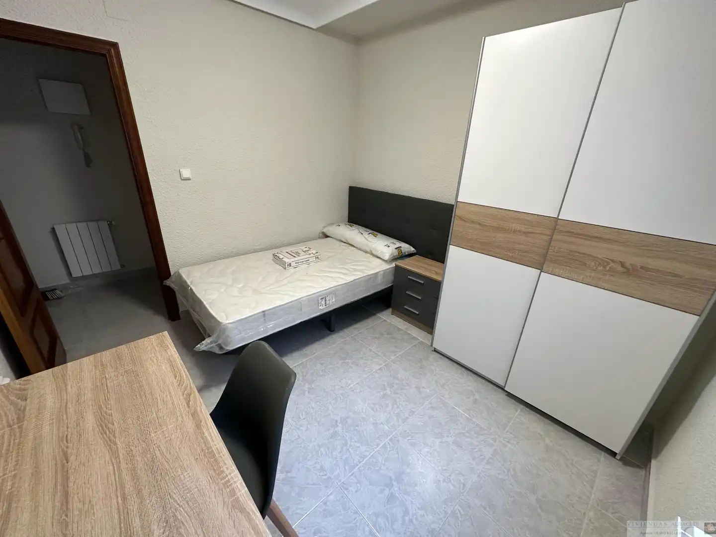 Habitación de Piso en venta en Albacete con Balcón
