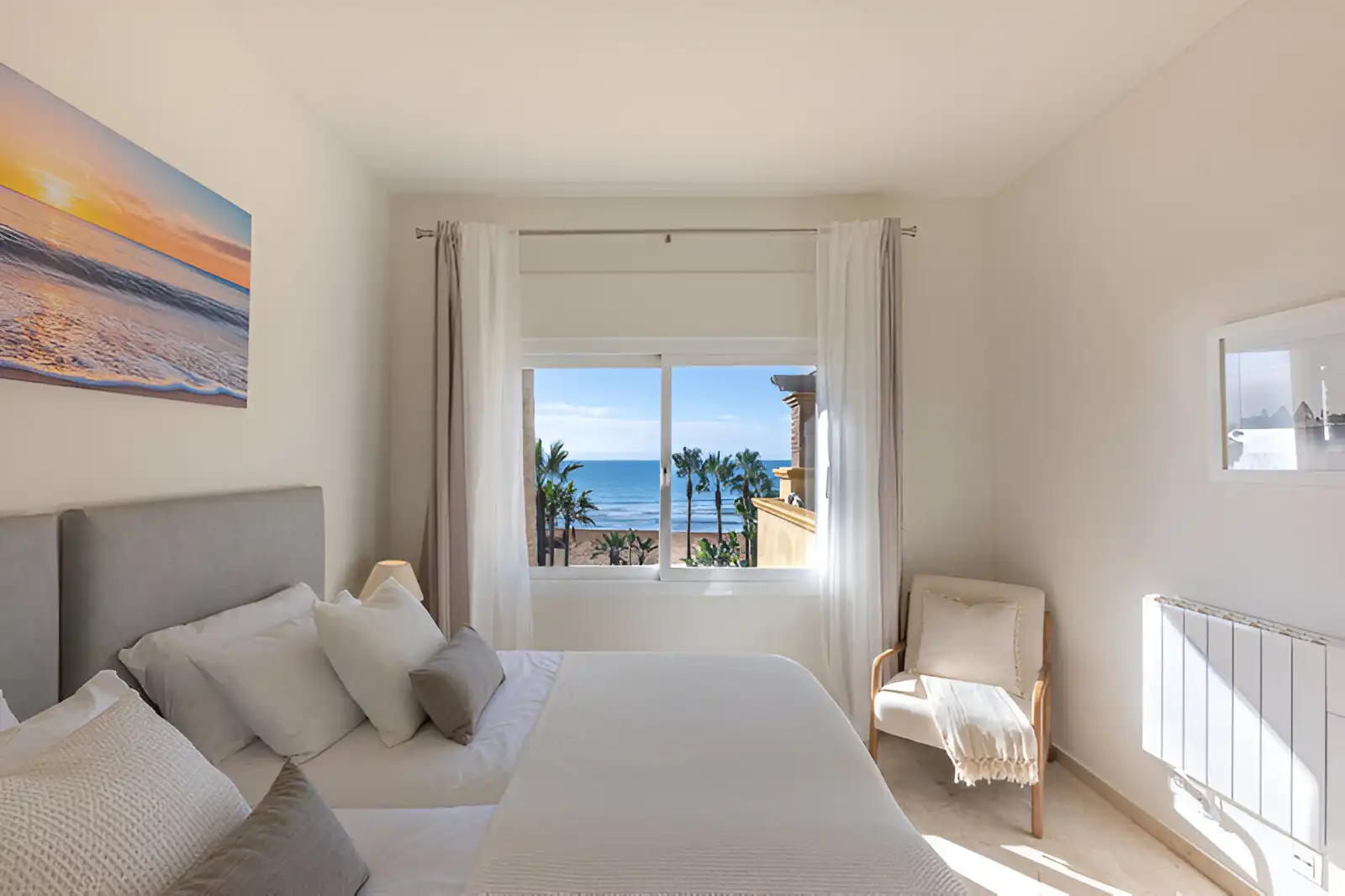 Habitación de Apartamento en venta en Marbella con Aire acondicionado, Terraza y Trastero