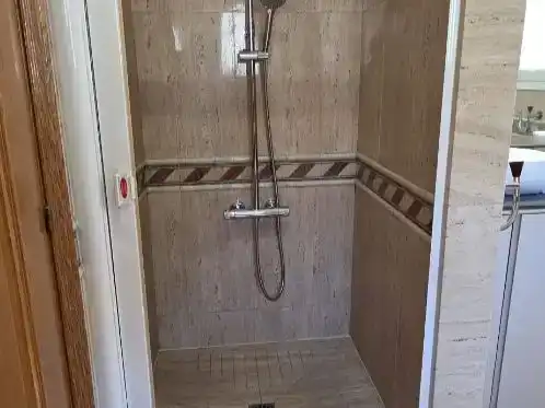 Bany de Casa o xalet de lloguer en Sant Fost de Campsentelles amb Terrassa, Piscina i Balcó