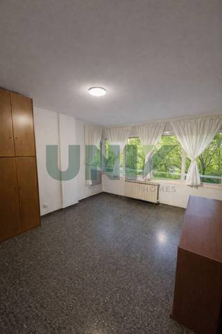 Piso en Venta en La Verneda i la Pau