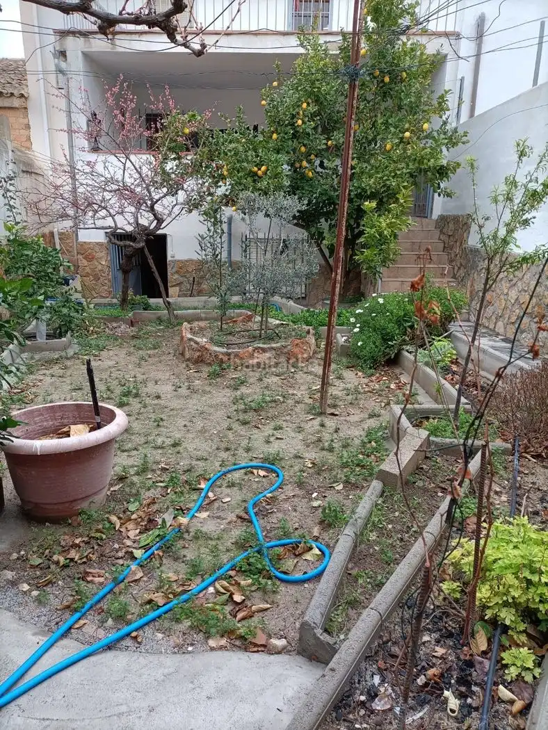 Pis amb jardí en venda a Calle Alcalde Linares 8, imagen 6