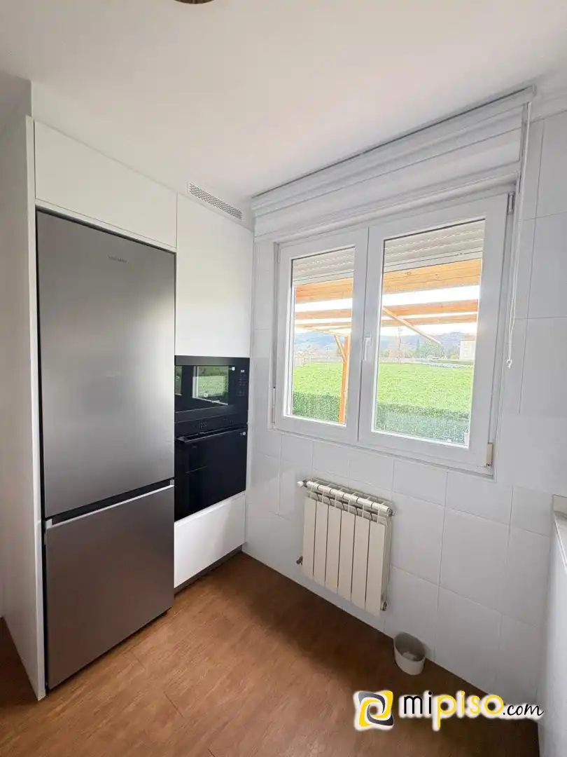Cocina de Casa adosada en venta en Solórzano con Calefacción y Jardín privado